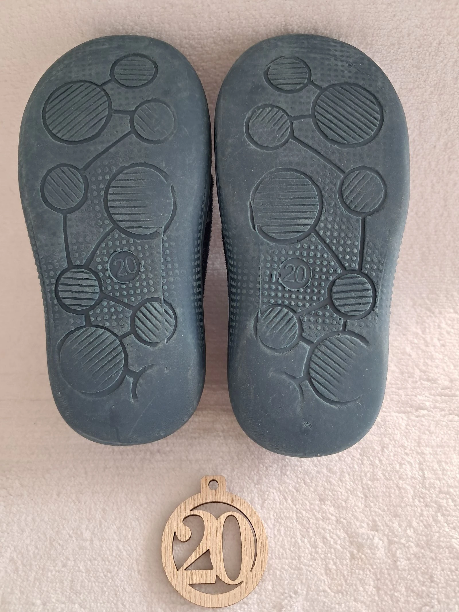 Zapatilla Mickey talla 20 – photo 11